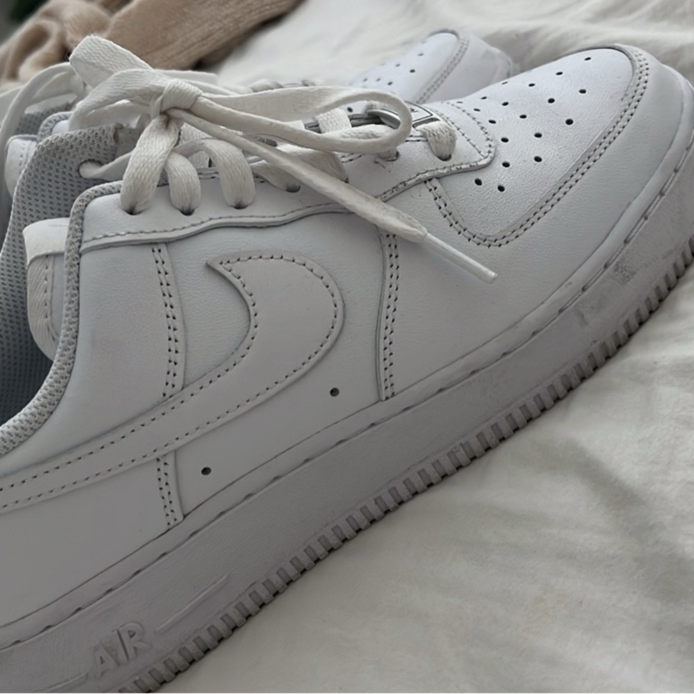 Nike Men's White Air Force 1 Sneakers